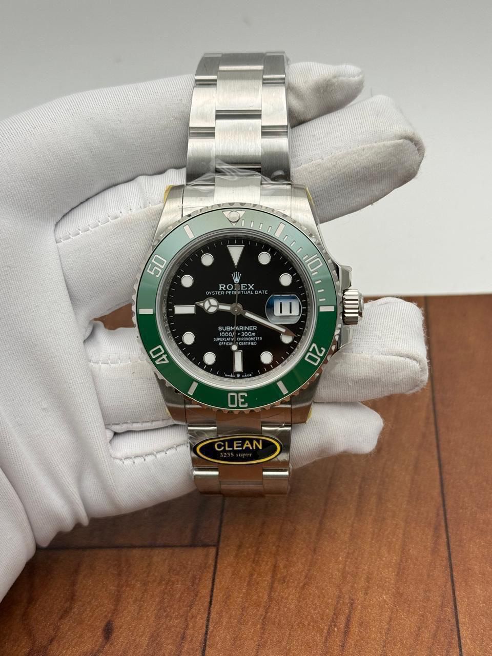 Rolex 126610LV Submariner Date 41 mm Stainless Steel Green Bezel Black