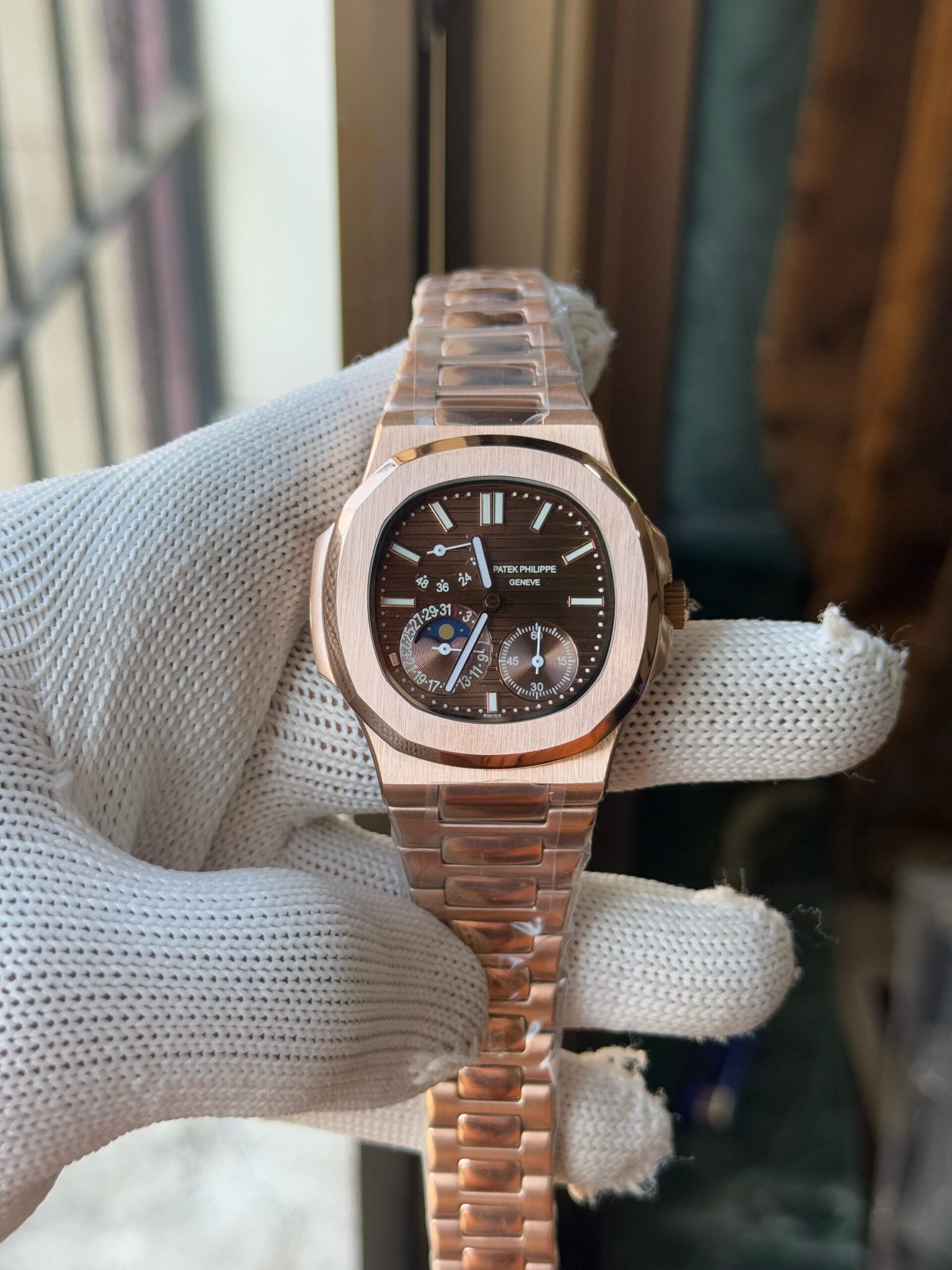 Patek Philippe Nautilus 5712R-001 Rose Gold Blue Dial