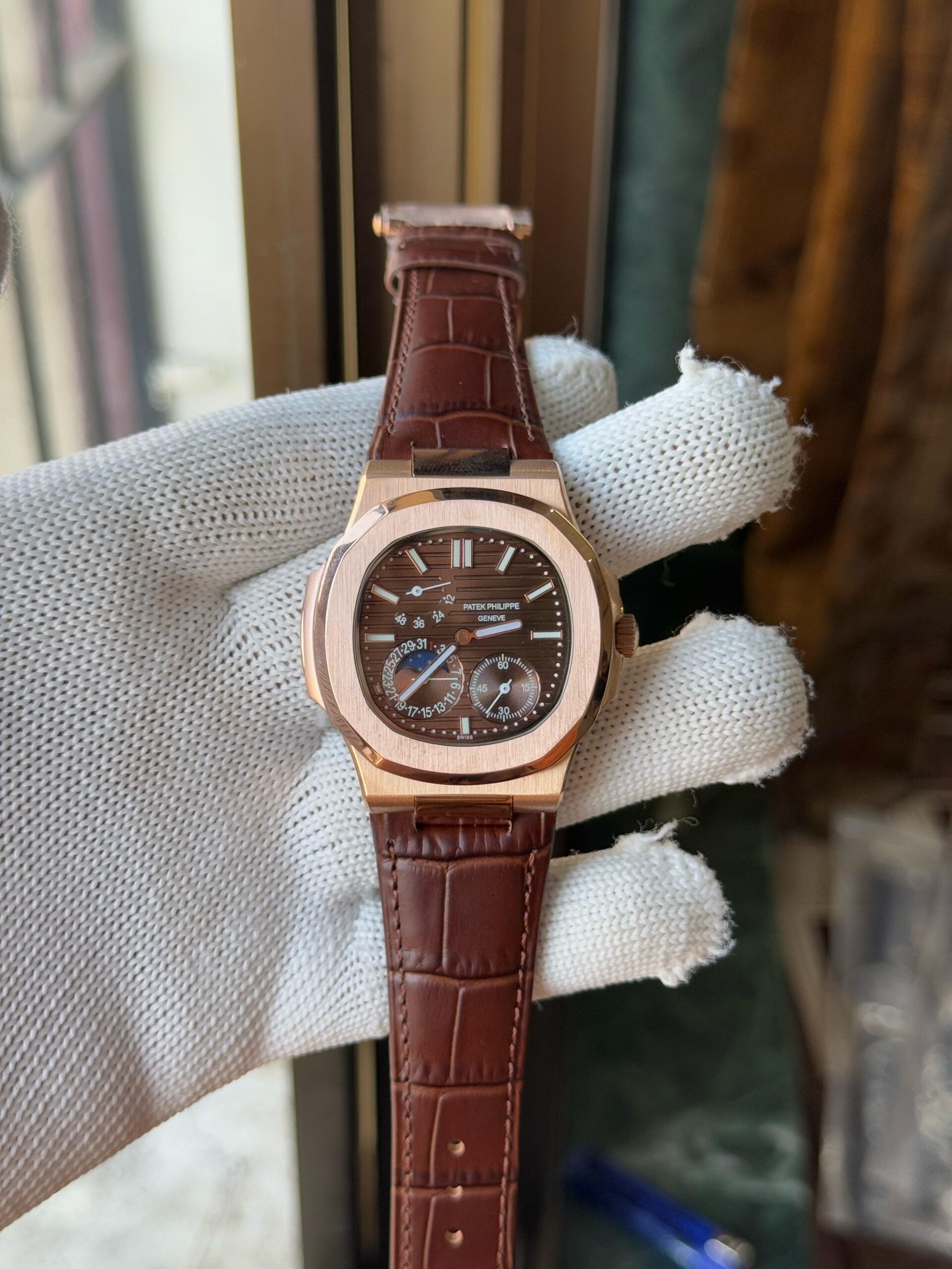 Patek Philippe Nautilus 5712R-001