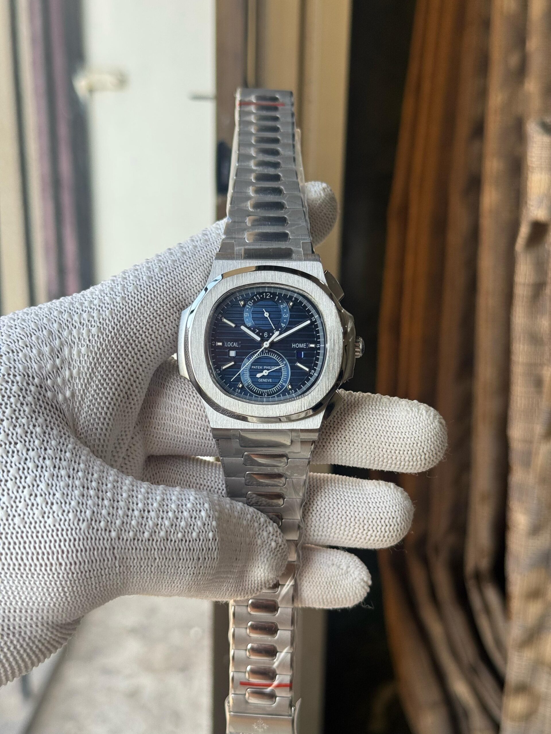 Patek Philippe Nautilus Travel Time Silver Blue