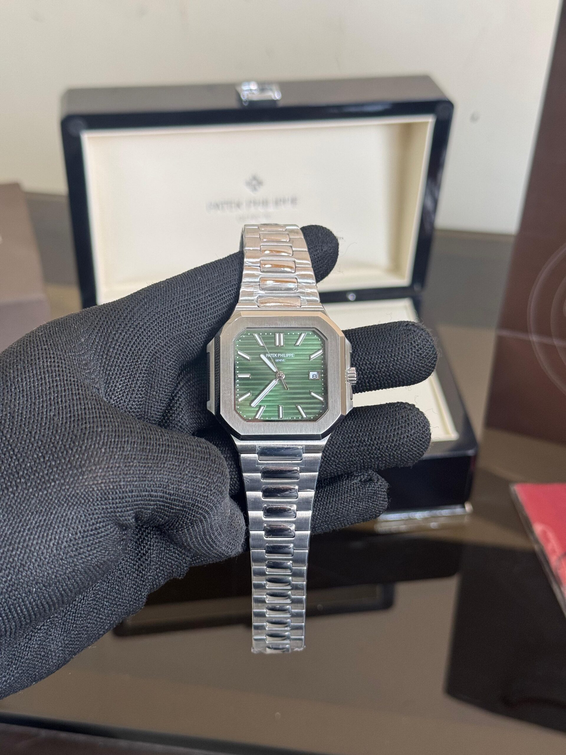 Patek Philippe Cubitus 5821/1A-001