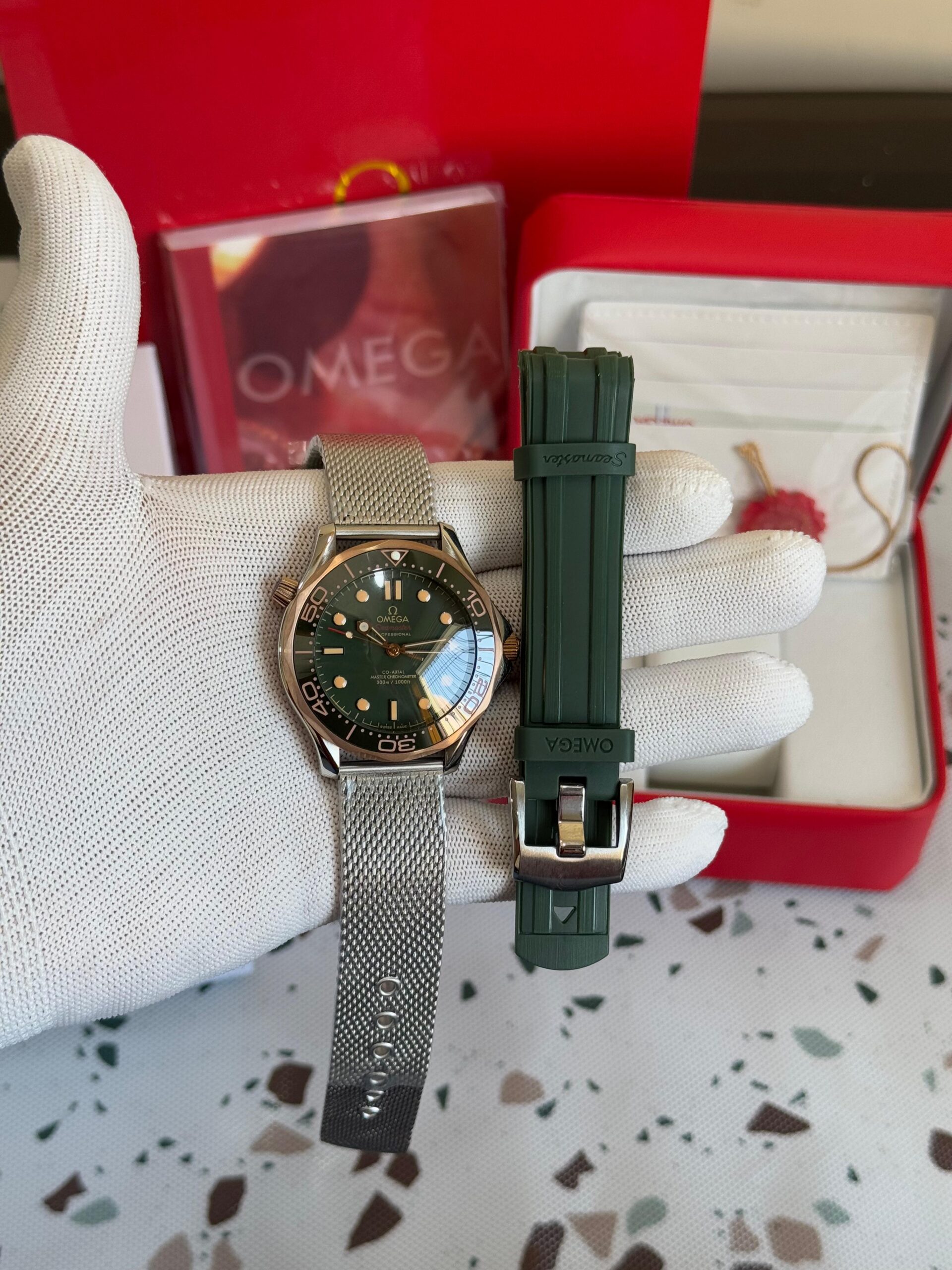 Omega Seamaster Diver 300M 42 mm 210.90.42.20.10.001