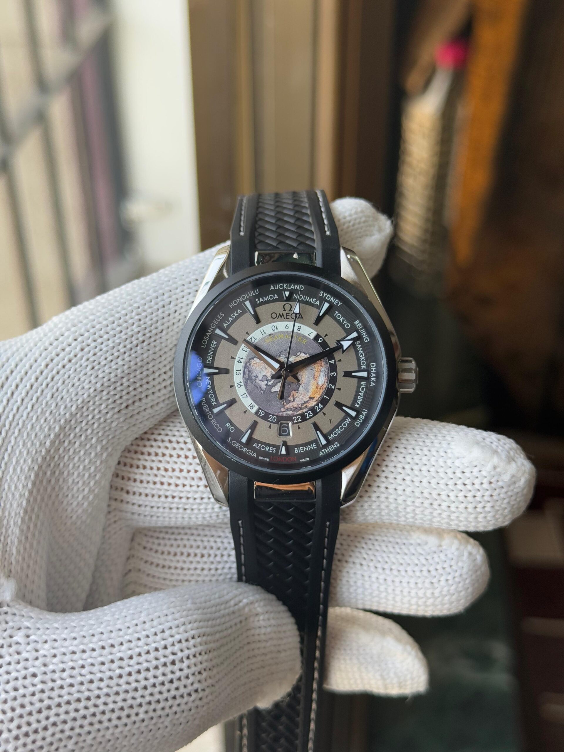 Omega Seamaster Aqua Terra World Map Automatic Men’s Watch